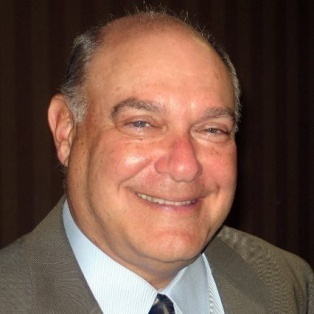 Gerald J. Yakatan博士